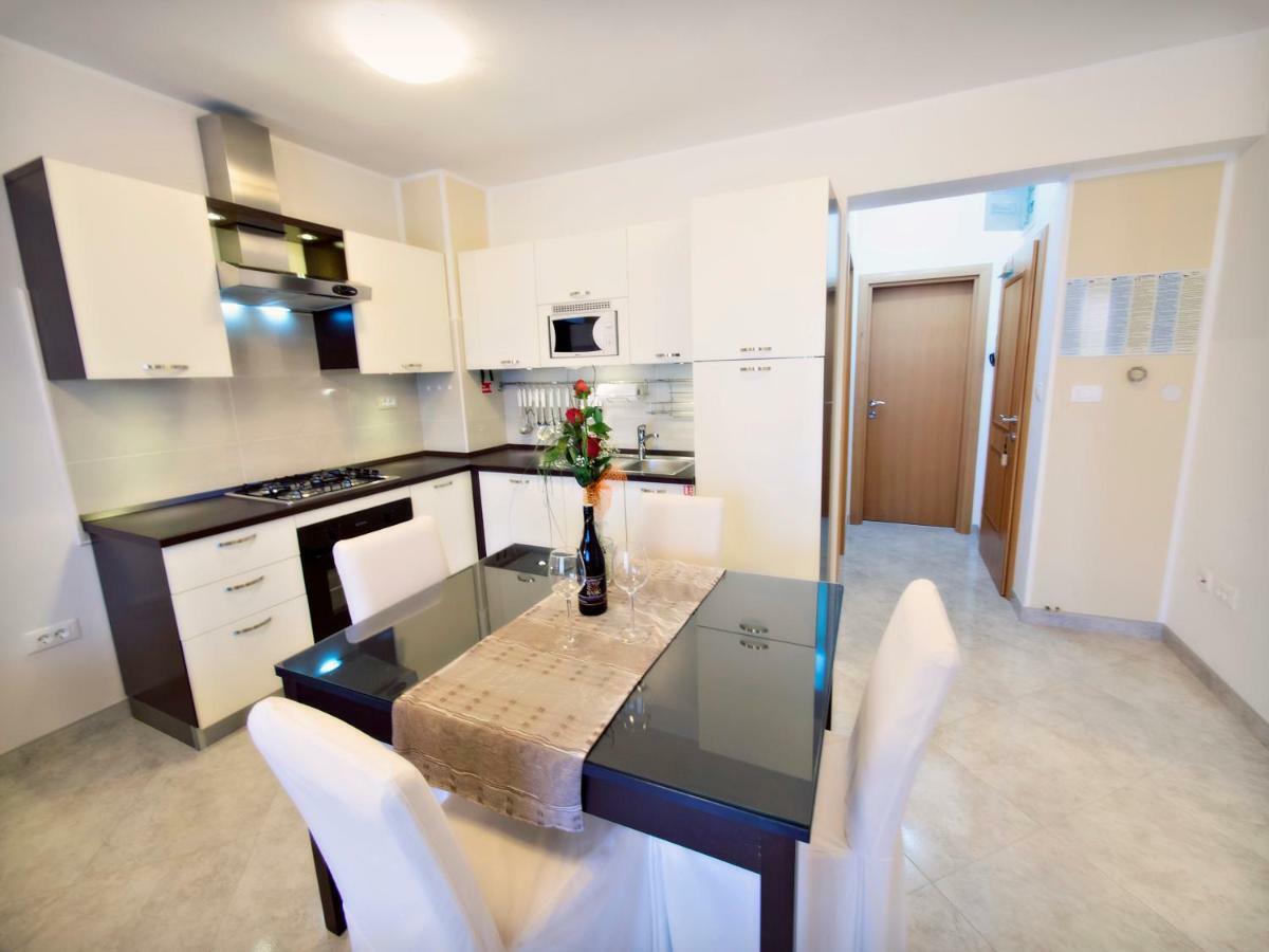 Apartmani Fortuna ซลาริน ภายนอก รูปภาพ
