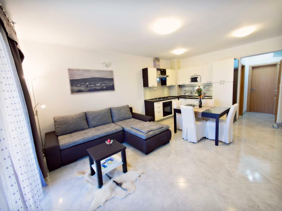 Apartmani Fortuna ซลาริน ภายนอก รูปภาพ